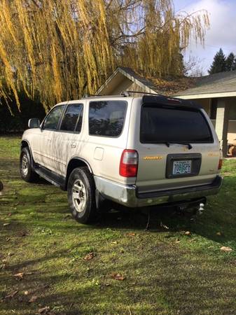 1999 Toyota 4Runners SR5 - cars & trucks - by owner - vehicle... for sale in Independence, OR – photo 2