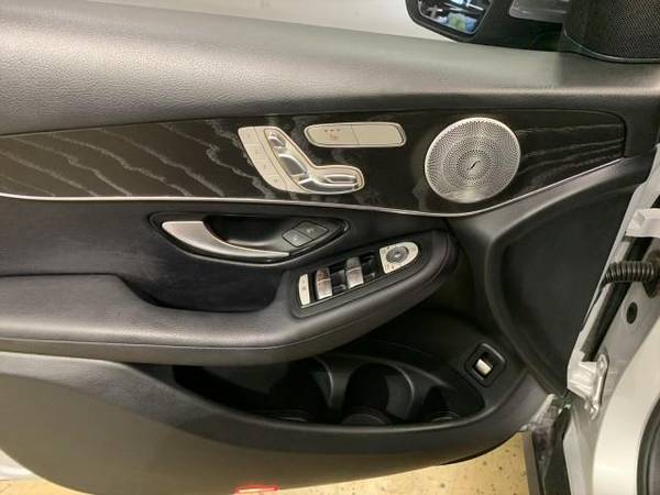 2018 Mercedes-Benz GLC - - by dealer - vehicle for sale in San Antonio, TX – photo 23