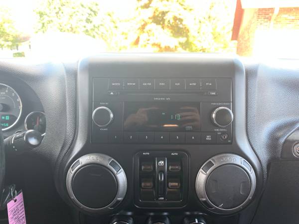 2011 JEEP WRANGLER UNLIMITED SPORT (632181) for sale in Newton, IN – photo 24