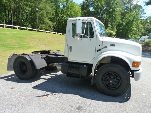 Low Miles International 4700 Day Cab Diesel Truck DT466 AUTOMATIC for sale in Duluth, GA – photo 4