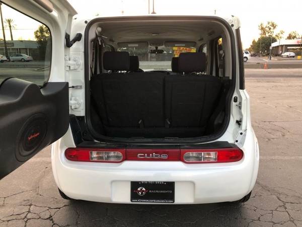 2011 Nissan cube 1.8 S 4dr Wagon CVT - cars & trucks - by dealer -... for sale in Sacramento , CA – photo 9