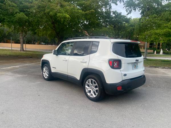 2017Jeep Renegade - cars & trucks - by owner - vehicle automotive sale for sale in Hialeah, FL – photo 2