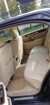 2006 Lincoln Town Car Designer - cars & trucks - by owner - vehicle... for sale in Westerville, OH – photo 7