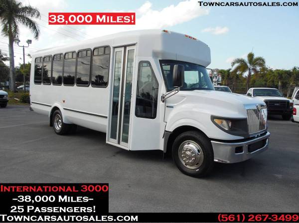 2013 International SHUTTLE BUS Passenger Van Party Limo SHUTTLE Bus for sale in West Palm Beach, NC