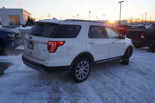 2017 Ford Explorer Limited - - by dealer - vehicle for sale in Lakeville, MN – photo 4