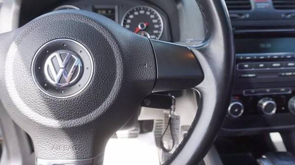 2010 Volkswagen Jetta Sedan - - by dealer - vehicle for sale in Milford, OH – photo 20