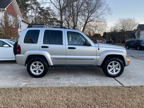 2005 JEEP LIBERTY LIMITED WITH 119K MILS NEW EMISSION & CARFAX IN... for sale in Lawrenceville, GA – photo 7