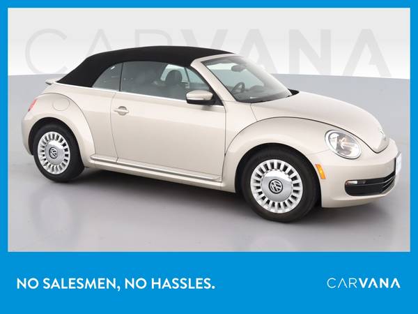 2013 VW Volkswagen Beetle 2 5L Convertible 2D Convertible Beige for sale in Chatham, IL – photo 11