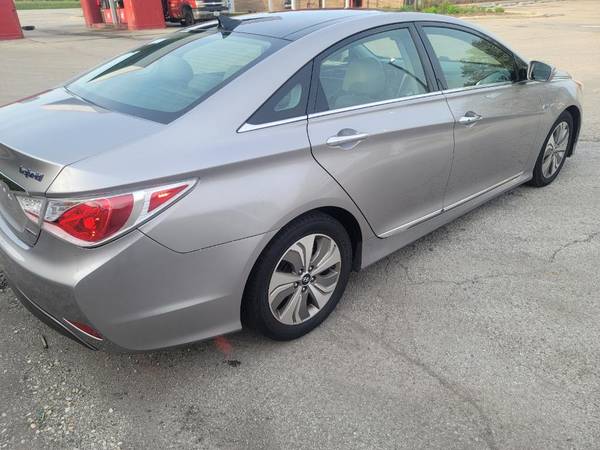 2013 Hyundai Sonata Hybrid with 110k miles! - - by for sale in Plainfield, IL – photo 5