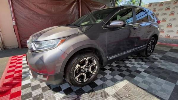 2017 Honda CR-V Touring SUV - cars & trucks - by dealer - vehicle... for sale in Richmond Hill, NY – photo 3