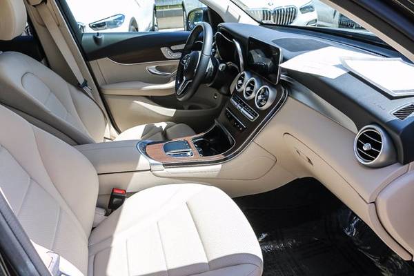 2020 Mercedes-Benz Glc Glc 300 - - by dealer - vehicle for sale in Santa Barbara, CA – photo 15