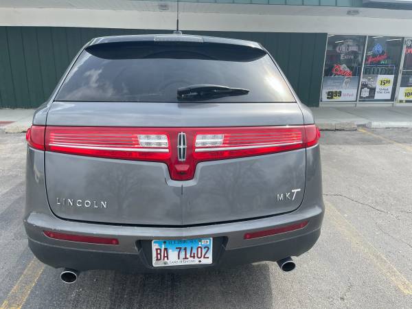 2010 Lincoln MKT for sale in Naperville, IL – photo 3