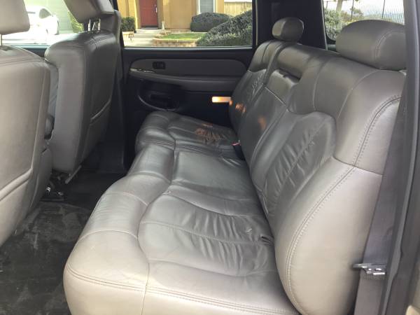 2003 Chevy suburban limited low miles 3rd row seat, great four for sale in San Diego, CA – photo 10