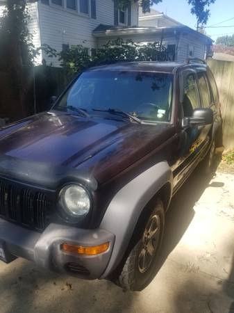 Jeep liberty 2004 for sale in Terre Haute, IN – photo 2