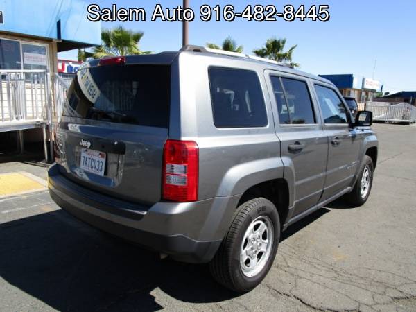 2014 Jeep PATRIOT - 4X4 - NEW TIRES - SMOGGED - AC BLOWS ICE COLD for sale in Sacramento, NV – photo 3