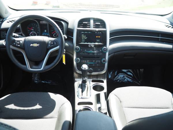 2014 Chevrolet Chevy Malibu LT - - by dealer - vehicle for sale in Hastings, MN – photo 13