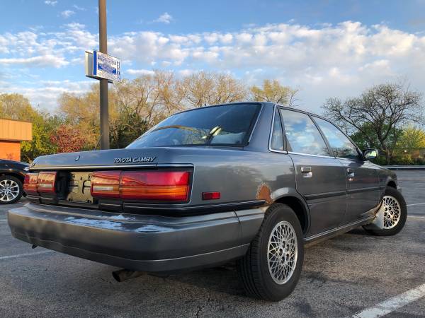 1990 toyota camry for sale in Skokie, IL – photo 2