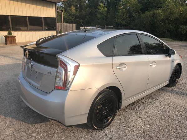 2013 Toyota Prius Prius III - cars & trucks - by dealer - vehicle... for sale in Fayetteville, OK – photo 5