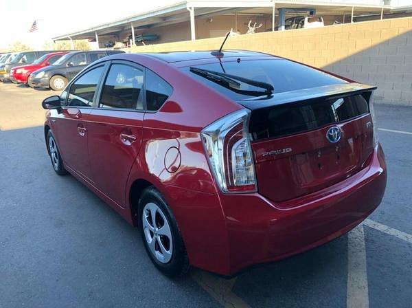 2015 Toyota Prius 5dr Hatchback Three - cars & trucks - by dealer -... for sale in Phoenix, AZ – photo 4