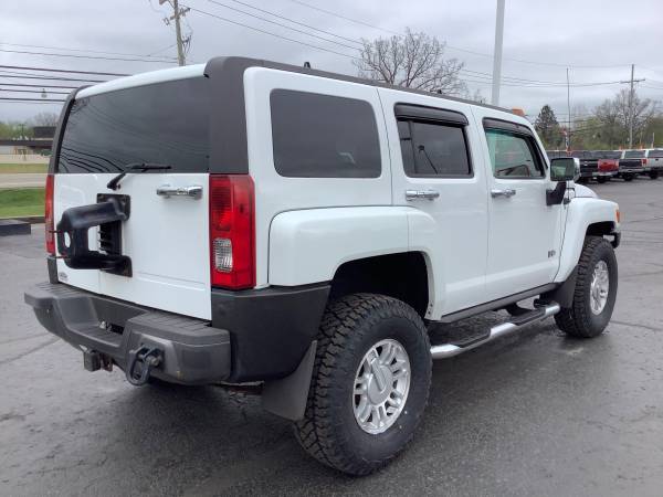 Loaded! 2006 Hummer H3! Accident Free! - - by dealer for sale in Ortonville, MI – photo 5