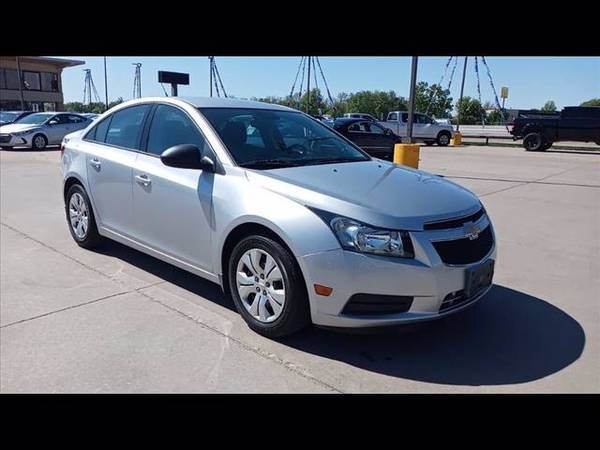 2013 Chevrolet Chevy Cruze LS - - by dealer - vehicle for sale in Wichita, KS – photo 7