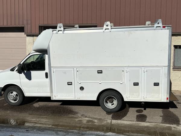 2011 Chevy Express cutaway van for sale in Englewood, CO – photo 5