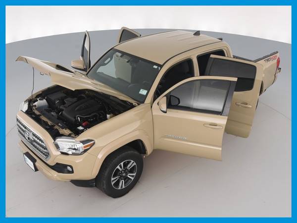 2016 Toyota Tacoma Double Cab TRD Off-Road Pickup 4D 5 ft pickup for sale in Fresh Meadows, NY – photo 15