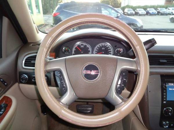 2008 GMC Yukon Hybrid 4HY 4WD - cars & trucks - by dealer - vehicle... for sale in Martinsville, NC – photo 23