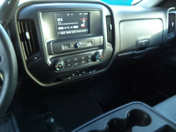 2016 GMC Sierra 2500HD Crew Cab 6.0L V8 4x4, low miles - cars &... for sale in Sturgis, SD – photo 15