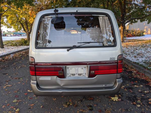 1995 Toyota Hiace AWD RHD JDM Diesel Immaculate condition - cars &... for sale in Spokane, MT – photo 6