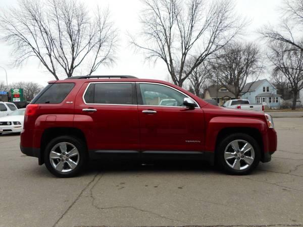 ★★★ 2015 GMC Terrain SLE-2 / All-Wheel Drive / Loaded Up! ★★★ - cars... for sale in Grand Forks, ND – photo 5