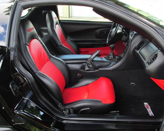 2003 Corvette Z06, Black/Red, time capsule, only 5K miles!! for sale in Janesville, WI – photo 5