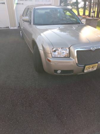 2006 Chrysler 300 - cars & trucks - by owner - vehicle automotive sale for sale in Pittstown, NJ – photo 2
