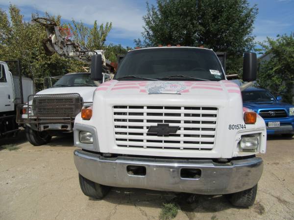 2005 CHEVROLET C7500 FLATBED - cars & trucks - by dealer - vehicle... for sale in Kennedale, TX – photo 3