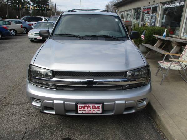 2004 CHEVY TRAILBLAZER LS 4 4, BEAUTIFUL SUV - - by for sale in North Ridgeville, OH – photo 2