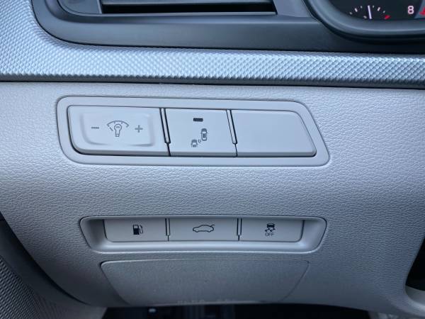2018 HYUNDAI SONATA SE 1OWNER APPLE CARPLAY LOW MILAGE BLIND SPOT... for sale in Winchester, VA – photo 10
