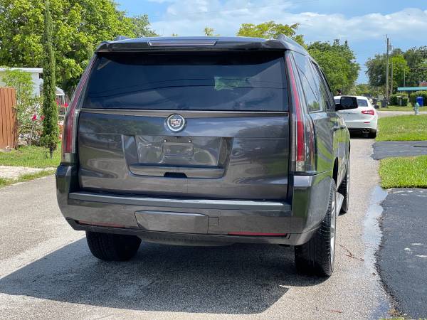 2015 Cadillac Escalade ESV 4x4 - - by dealer - vehicle for sale in Hollywood, FL – photo 3