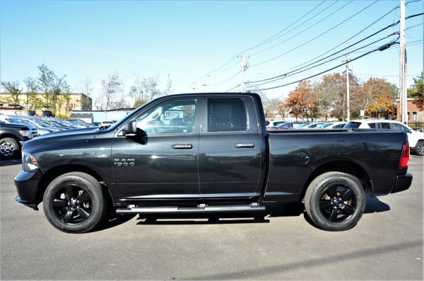 *****2017 RAM 1500 EXPRESS QUAD CAB 4WD PICKUP!! 23K MILES!! - cars... for sale in Bohemia, NY – photo 8