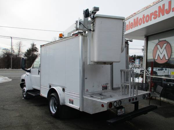 2007 Chevrolet CC4500 4500 BUCKET BOX TRUCK, 8 1L GAS, 77K - cars & for sale in Other, UT – photo 4
