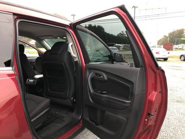 *2009 Chevrolet Traverse- V6* Clean Carfax, 3rd Row, Roof Rack, Mats... for sale in Dover, DE 19901, DE – photo 18