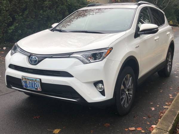 2018 Toyota RAV4 Hybrid ford toyota dodge mazda kia chevrolet mazda... for sale in Portland, OR – photo 24