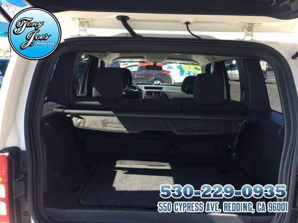 2010 Jeep Liberty AWD.....15/21 MPG.....Mint Condition....CERTIFIED PR for sale in Redding, CA – photo 7