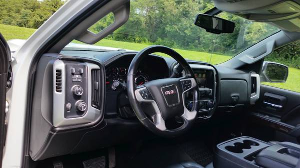 2015 GMC 2500HD SLT 4×4 Duramax with Removable Sliding 5th Wheel -... for sale in Maryville, TN – photo 18