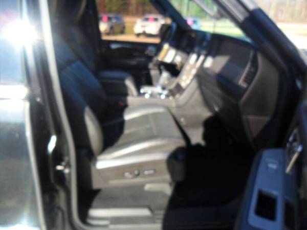 2010 LINCOLN NAVIGATOR L - - by dealer - vehicle for sale in Crivitz, WI – photo 19