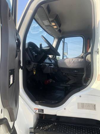 M2 Freightliner Reefer Box 2015 AUTOMATIC for sale in Fontana, CA – photo 10