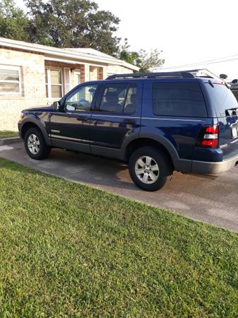 2006 Ford Explorer - cars & trucks - by owner - vehicle automotive... for sale in Carencro, LA – photo 5