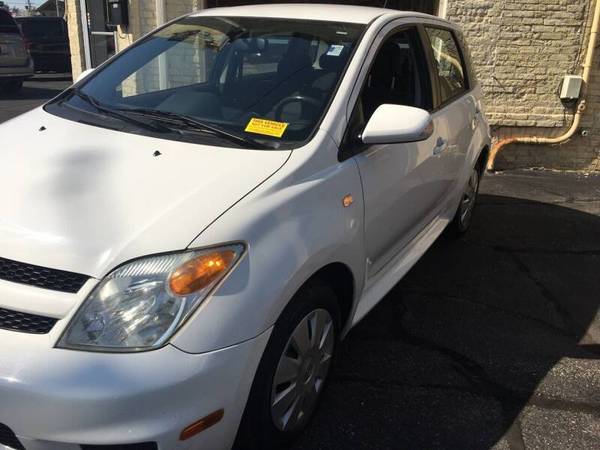 2006 Scion xA Base 4dr Hatchback w/Automatic - cars & trucks - by... for sale in Watertown, WI – photo 5