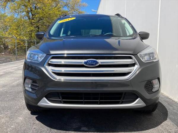 2018 Ford Escape SE FWD - - by dealer - vehicle for sale in Calumet City, IL – photo 3