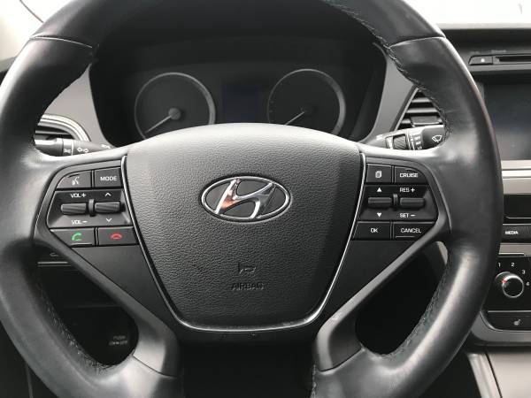 2017 Hyundai Sonata Sport ***Power moonroof*** for sale in Eau Claire, WI – photo 14