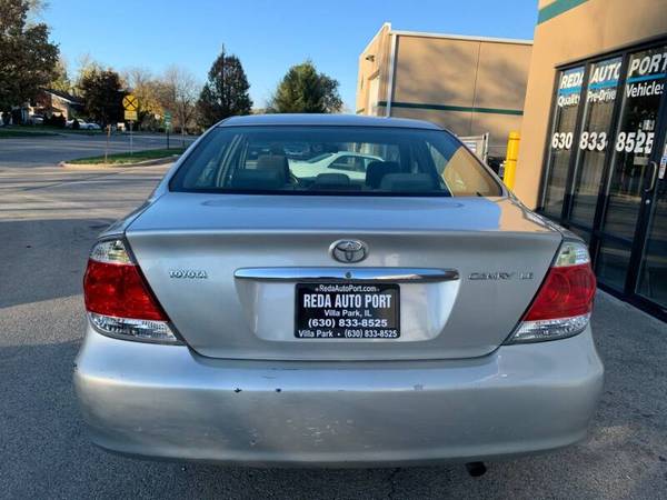 2005 Toyota Camry LE 4dr Sedan 194394 Miles - cars & trucks - by... for sale in Villa Park, IL – photo 8